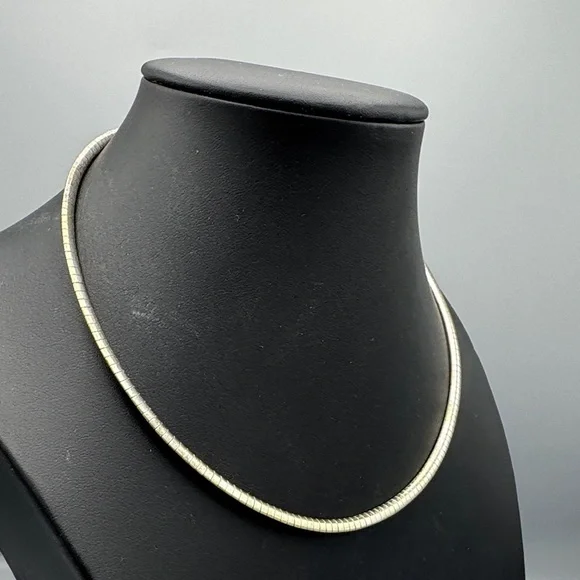 Sterling Silver THICK chain Necklace - Picture 2 of 4